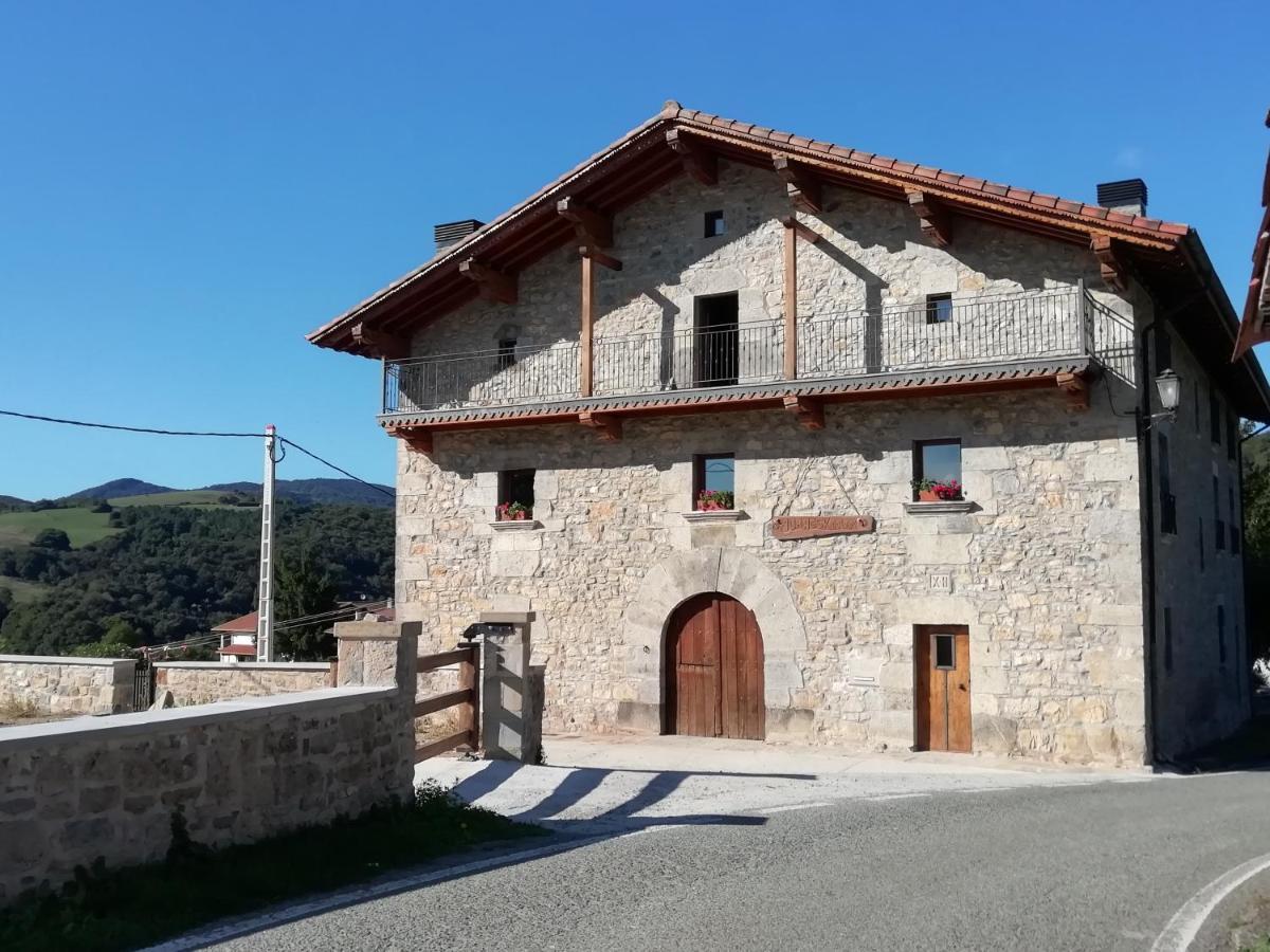 Casa Rural Juangoxenea Ihaben Eksteriør billede